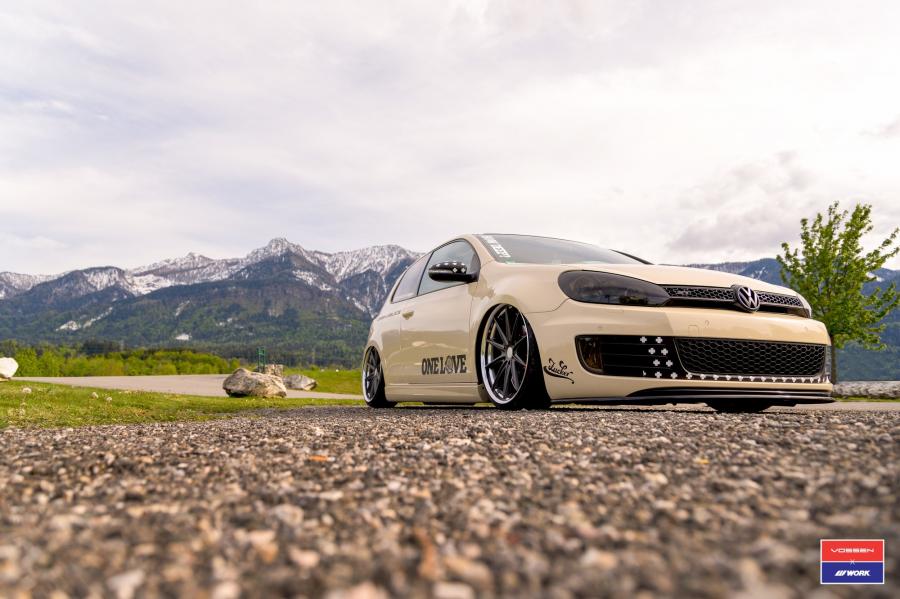  Volkswagen Golf GTi on Vossen Wheels (VWS-1) 2016 года  (фото 19 из 34)